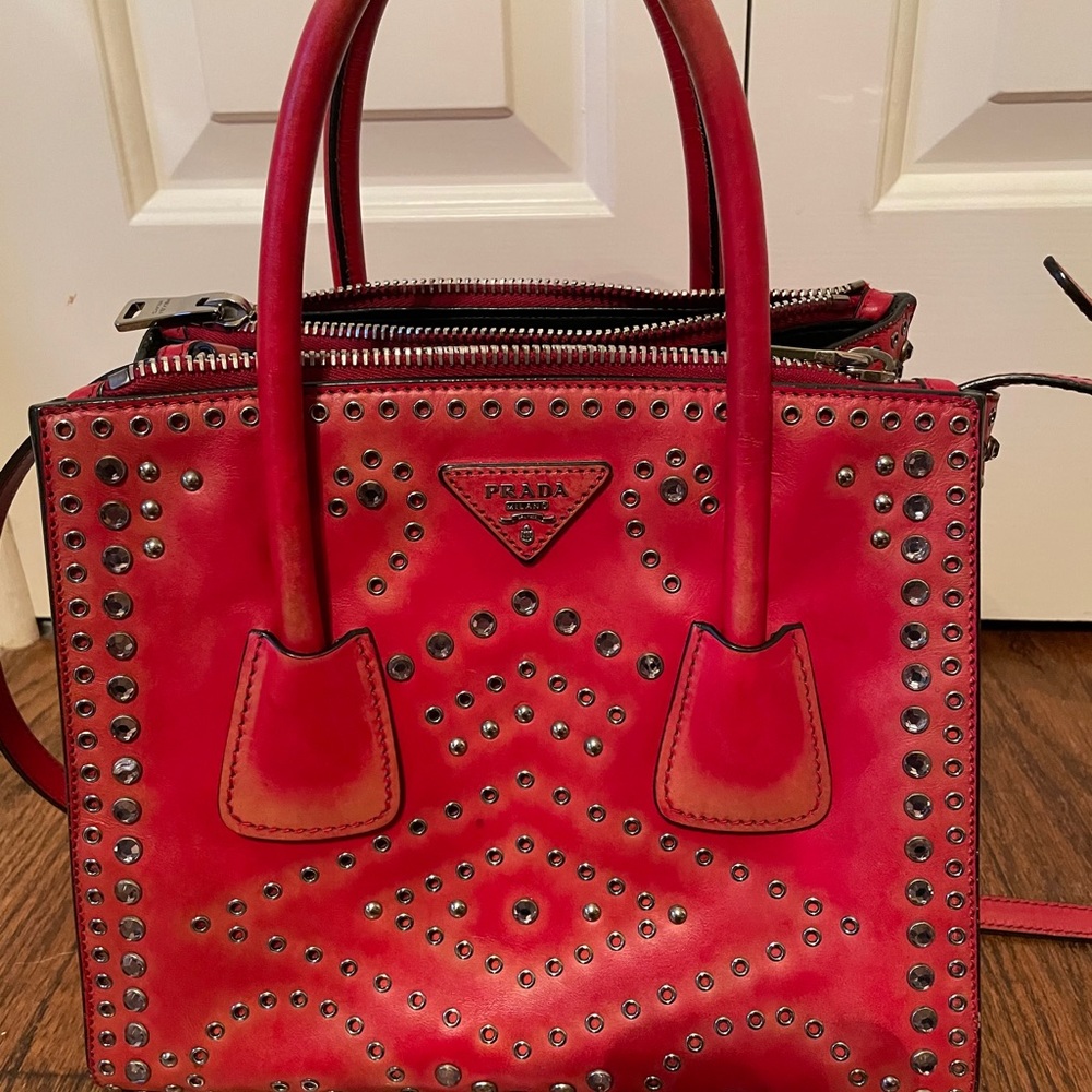 Prada red handbag - Picture 2 of 12